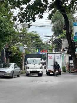 Nhà phố 3 lầu hẻm 8m Tô Ngọc Vân ngang 5.3m 132m2 ở ngay tặng NT đẹp chỉ 12.3 tỷ.