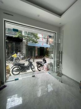 Phân Lô 3 Ô Tô tránh, Giải Phóng, 20m ra Phố, KD, 26/30m2, 5T, MT 3.5m, 10.1 Tỷ