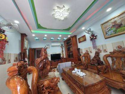 Tặng nội thất gỗ sịn - Nhà đẹp 5 tầng Mặt tiền Gò Dưa Tam Bình- 12.9 tỷ