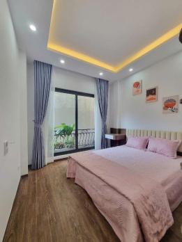 Tôi bán nhà ngõ 25 Bùi Huy Bích ô tô đỗ cạnh công viên 33m2 chỉ 7.19 tỷ. LH 0989626116