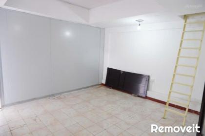 Cho thuê nhà – gần số 221 Đặng Tiến Đông, diện tích 65m x 4 tầng, mặt tiên 5,5m, giá 40 triệu.