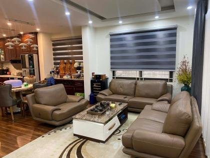 Cho thuê nhà Trần Hữu Tước, Diện tích 87m x 5 tầng, mặt tiền 6m, giá 40 triệu