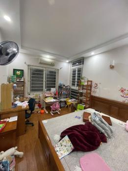 Bán nhà Quan Nhân – Thanh Xuân, Ô Tô gần, Ngõ rộng, 41m2, 5 Tầng, 9.7 Tỷ.