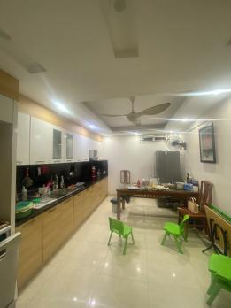 Bán nhà Quan Nhân – Thanh Xuân, Ô Tô gần, Ngõ rộng, 41m2, 5 Tầng, 9.7 Tỷ.