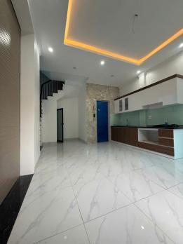 Bán nhà 40m 5T mới lô góc 3 thoáng thang máy full nội thất Thượng Cát, Bắc Từ Liêm