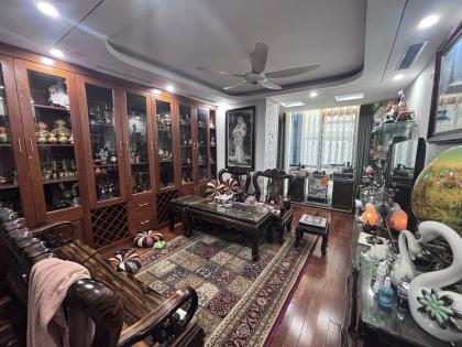 Bán Nhà Phố Nguyễn Chánh Cầu Giấy 61m2-7T Th/Máy 2 THOÁNG 40 Tỷ Có Thương Lượng.