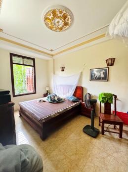 Bán nhà Nguyễn Chí Thanh_ô tô đỗ cửa_ngõ thông phân lô bàn cờ_thoáng sáng ở ngay_55m2