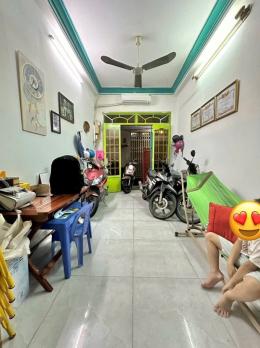 •  BÁN NHÀ Quận 5 - Hẻm sát mặt tiền Trần Hưng Đạo vị trí siêu trung tâm  •  Hẻm 977 Trần Hưng Đạo – Phường 5 – Quận 5