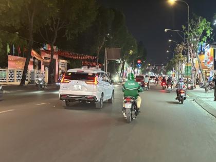 NGỘP rất GẤP BÁN nhà MTKD Thống Nhất 94m2 ngang 4m 6 lầu mái Thái ngay BV nhỉnh 15 tỷ.