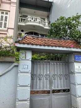 Bán Nhà siêu đẹp duy nhất ngay mặt phố Bà Triệu, Hà Đông, 115m2 giá chỉ 11.99 tỷ.