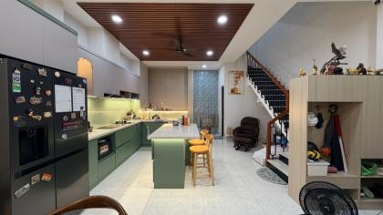 Bán nhà mới, Hẻm Trung Lang - giao Trần Mai Ninh, Bàu Cát, 5,6x10m, 4 Tầng - 4PN, 9,3 tỷ