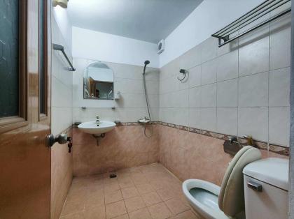 Cho thuê nhà ngõ 112 Ngọc Khánh, diện tích 46m x 4 tầng, mặt tiền 4m, giá 16 triệu