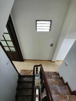 Cho thuê nhà ngõ 112 Ngọc Khánh, diện tích 46m x 4 tầng, mặt tiền 4m, giá 16 triệu