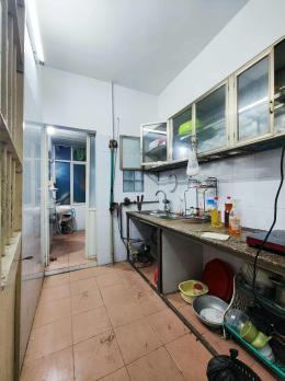 Cho thuê nhà ngõ 187 Giảng võ, diện tích 80m tầng 6, mặt tiền 6m, giá 7 triệu