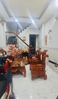 Quận 1 - Bán nhà hẻm xe hơi TPHCM, gần Chợ Tân Định, giá rẻ