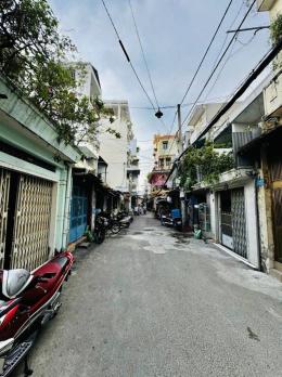 Quận 1 - Bán đất hẻm xe ôtô TPHCM, gần Chợ Bến Thành, giá rẻ