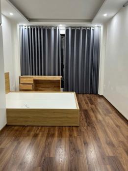 Bán gấp nhà Phố Khương Trung - Thanh Xuân, ô tô gần, gần Hồ, 37m2, 8.5 Tỷ.