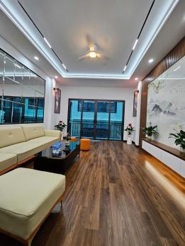 Bán nhà 6 Tầng Phố Bùi Xương Trạch, trước nhà hơn 3m, 34m2, MT 4.3m, 9.3 Tỷ.