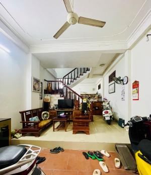 Bán nhà Nguyễn Chí Thanh_lô góc 2 mặt ô tô đỗ cửa_sđ vuông vắn_40m2_giá chào 16,6 tỷ