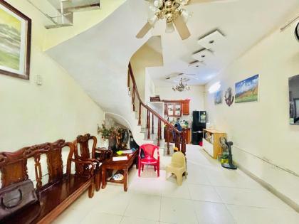 Bán nhà 53m2, 10m ra Phố Vũ Tông Phan, Kinh Doanh, Ô Tô, 2 Thoáng, 12.8 Tỷ.