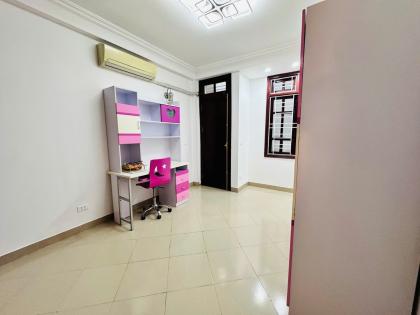 Bán nhà 53m2, 10m ra Phố Vũ Tông Phan, Kinh Doanh, Ô Tô, 2 Thoáng, 12.8 Tỷ.