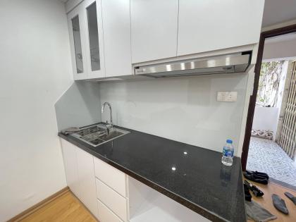 BÁN CĂN HỘ TẬP THỂ PHỐ ĐẠI LA, HAI BÀ TRƯNG, NHÀ ĐẸP Ở LUÔN, Ô TÔ ĐỖ