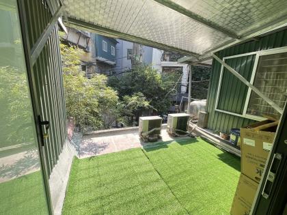 BÁN CĂN HỘ TẬP THỂ PHỐ ĐẠI LA, HAI BÀ TRƯNG, NHÀ ĐẸP Ở LUÔN, Ô TÔ ĐỖ