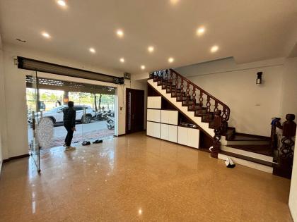 Cho thuê nhà Làng Việt Kiều Châu Âu 70m x 5 tầng 26tr 0903409888