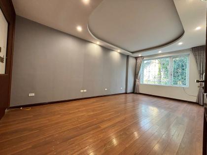 Cho thuê nhà Làng Việt Kiều Châu Âu 70m x 5 tầng 26tr 0903409888