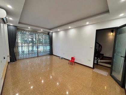 Cho thuê nhà Làng Việt Kiều Châu Âu 70m x 5 tầng 26tr 0903409888