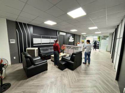 Cho thuê liền kề Trung Văn 90m x 5 tầng thông sàn thang máy chỉ 35tr 0903409888