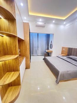 Siêu Phẩm Phố Thịnh Hào 2, Đống Đa 30m ra Phố, 5 Tầng, 35m2, MT 4.3m, 9.3 Tỷ.