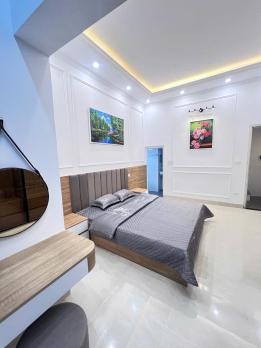 Siêu Phẩm Phố Thịnh Hào 2, Đống Đa 30m ra Phố, 5 Tầng, 35m2, MT 4.3m, 9.3 Tỷ.