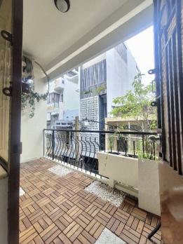 TRƯỜNG SA - QUẬN 3, CƯ DÂN ĐỒNG BỘ, XE HƠI NGỦ NHÀ, 4 LẦU LUNG LINH - AN SINH TUYỆT ĐỈNH.