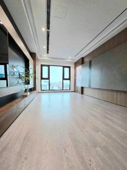 BÁN NHÀ LÝ SƠN  THƯỢNG THANH, GARA Ô TÔ, THANG MÁY, TẶNG NỘI THẤT XỊN SÒ, GẦN PHỐ, GIÁ HỜI