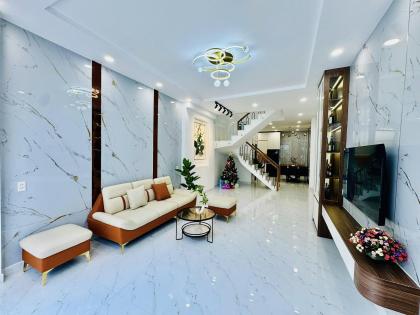 Bán nhà HXH 8m Tô Hiệu - thông qua Phan Anh, Hòa Bình, 4x14m, 3 Tầng, 4PN, 8,4 tỷ.