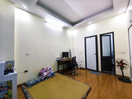 Phân lô Ô Tô vòng quanh, 15m ra Phố Hà Kế Tấn - Ô chờ Thang Máy, 35m2, 12.3 Tỷ.