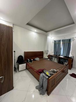 30m ra Phố Kim Giang - Thanh Xuân, Lô Góc, 36m2, 5 T, MT 5m, 9.5 Tỷ- Sổ Vuông A4.