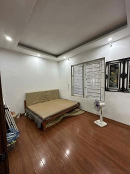 30m ra Phố Kim Giang - Thanh Xuân, Lô Góc, 36m2, 5 T, MT 5m, 9.5 Tỷ- Sổ Vuông A4.