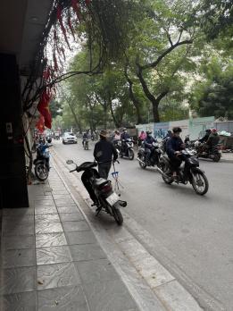 Bán Nhà Phố Thụy Khuê Tây Hồ 88m2-4T MT5m Vừa Ở Vừa KD 25,5 Tỷ Có Thương Lượng.