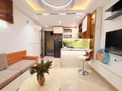 Siêu phẩm tập thể Vọng Hà, Hoàn Kiếm, nhà đẹp full nội thất, 2 mặt ngõ, cực gần mặt phố