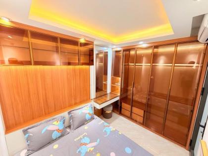 Siêu phẩm tập thể Vọng Hà, Hoàn Kiếm, nhà đẹp full nội thất, 2 mặt ngõ, cực gần mặt phố