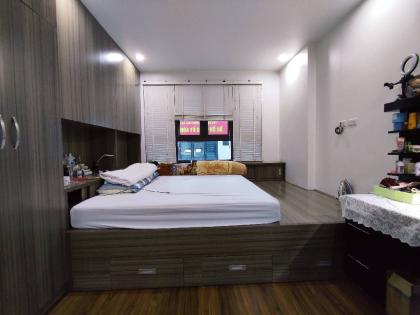 Bán nhà phố Thái Hà_mặt ngõ ô tô tránh_kinh doanh ngày đêm_vuông vắn_giá chào 30 tỷ