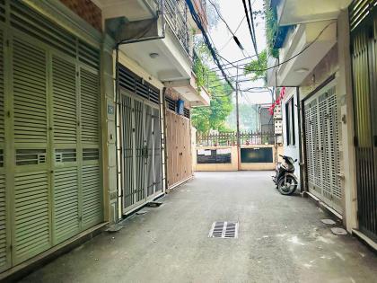 Bán Nhà P/Lô Ô Tô Tránh Hoàng Quốc Việt Cầu Giấy 80m2-4T 2MT 19 Tỷ Có Thương Lượng.