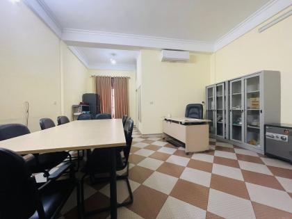 Bán Nhà P/Lô Ô Tô Tránh Hoàng Quốc Việt Cầu Giấy 80m2-4T 2MT 19 Tỷ Có Thương Lượng.