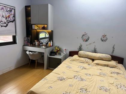 Bán nhà Ô Tô tải tránh Trần Hòa - Hoàng Mai, Gần Phố, Lô Góc, 30m2, MT 4m, 3.25 Tỷ