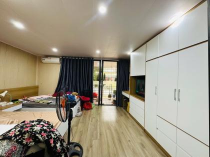 Bán căn hộ tập thể Vĩnh Hồ, Đống Đa, DT 70m2, nhà 2 mặt thoáng ở luôn