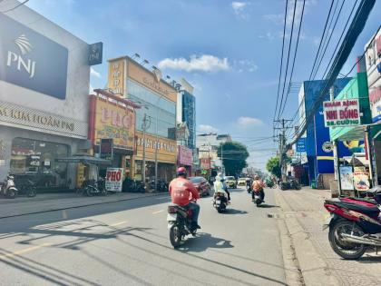 Nhỉnh 18 tỷ có MTKD 4 lầu sầm uất Nguyễn Ảnh Thủ Q12 ngang 5m 155m2 KD cực tốt.