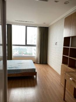 Bán CHCC Vinhomes Nguyễn Chí Thanh_lô góc đón nắng_cực hiếm nhà bán_129m2_giá chào 19 tỷ