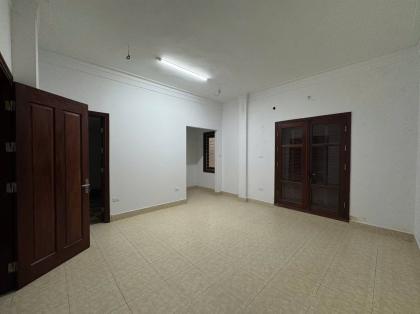 Bán Nhà P/Lô Ô Tô Tránh Đường Bưởi Ba Đình 72/90m2-5T 2MT15m Vỉa Hè 31,5 Tỷ Có Thương Lượng.